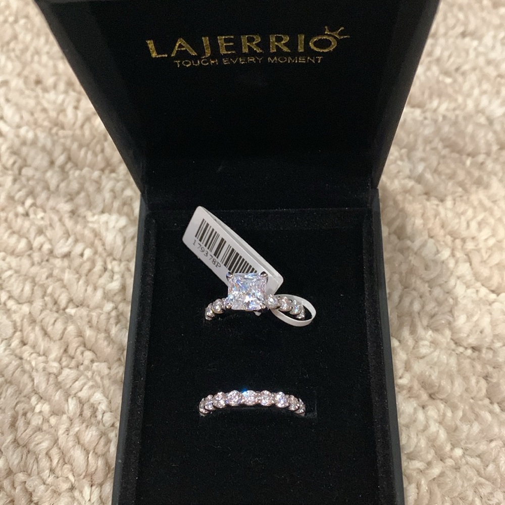 Lajerrio White Sapphire Bridal Set